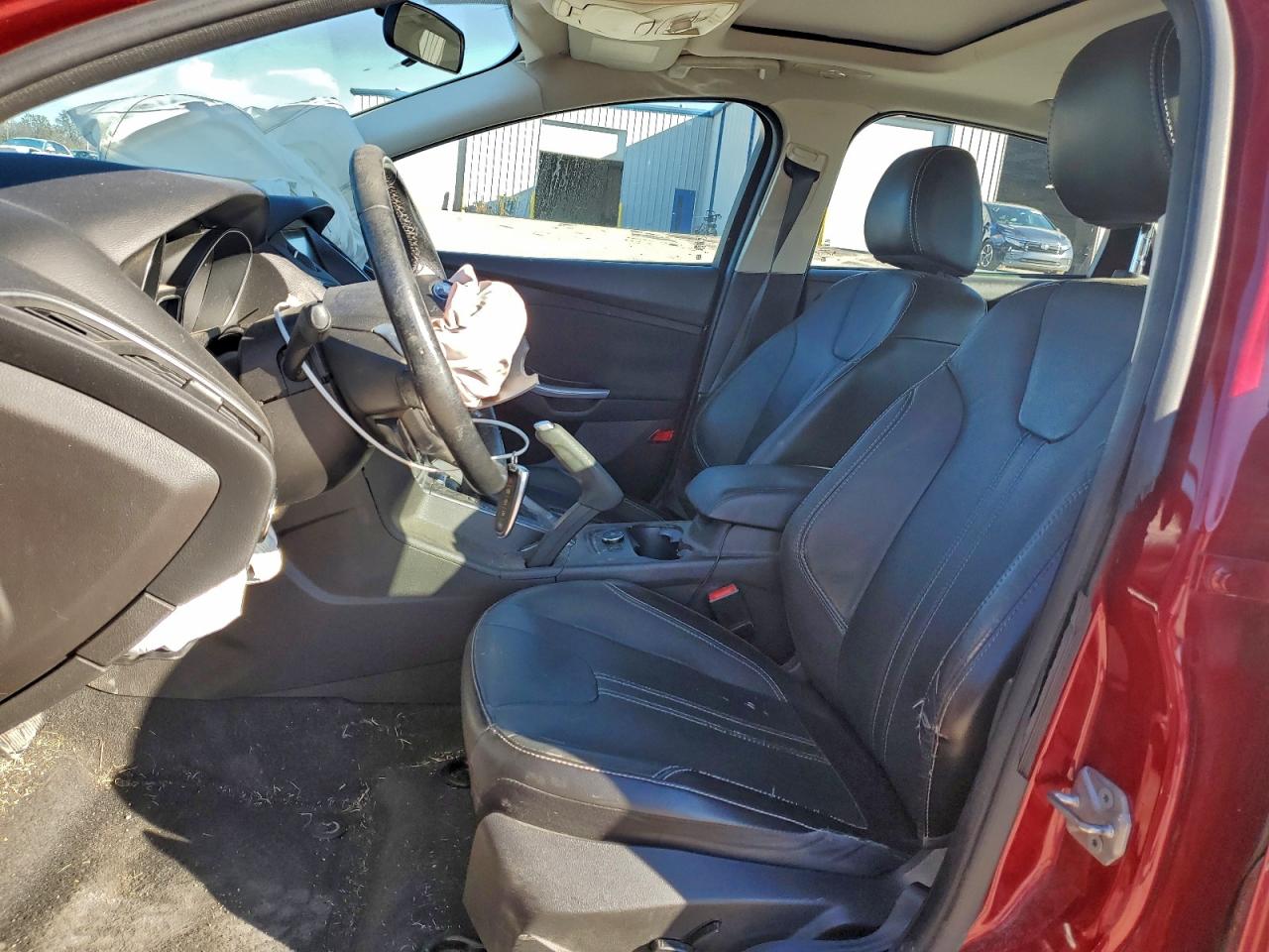 2014 Ford Focus Titanium VIN: 1FADP3J23EL259186 Lot: 93946175