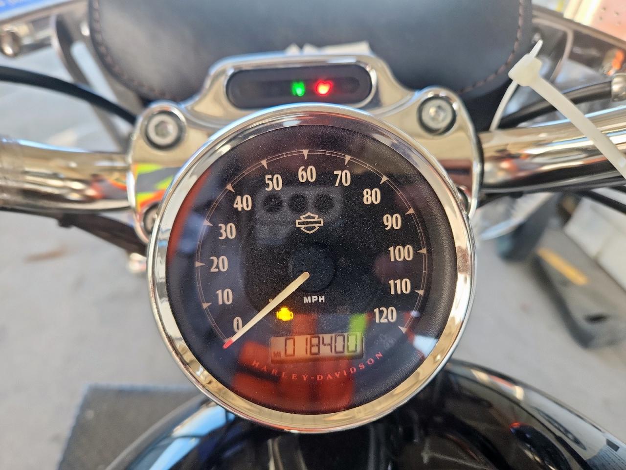 2016 Harley-Davidson Xl1200 C VIN: 1HD1CT313GC443994 Lot: 92431635