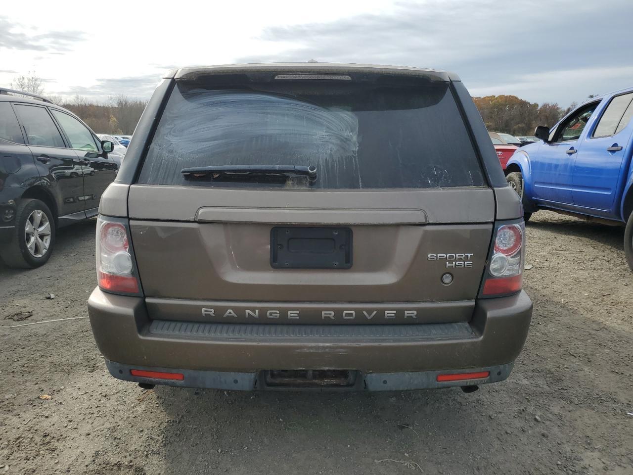 2010 Land Rover Range Rover Sport Lux VIN: SALSK2D47AA240145 Lot: 84771045