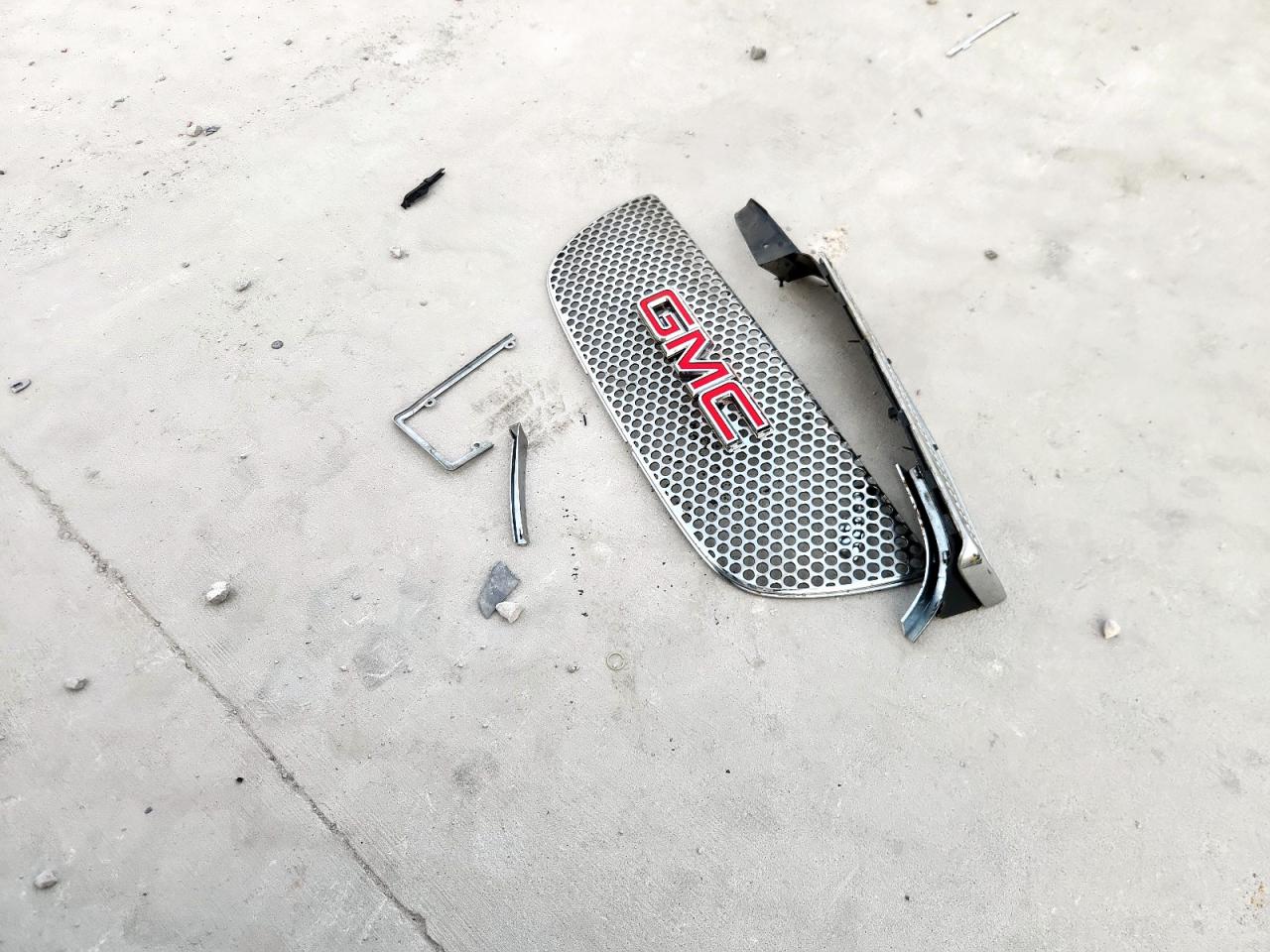 2013 GMC Yukon Xl Denali VIN: 1GKS1MEF2DR377400 Lot: 93376485