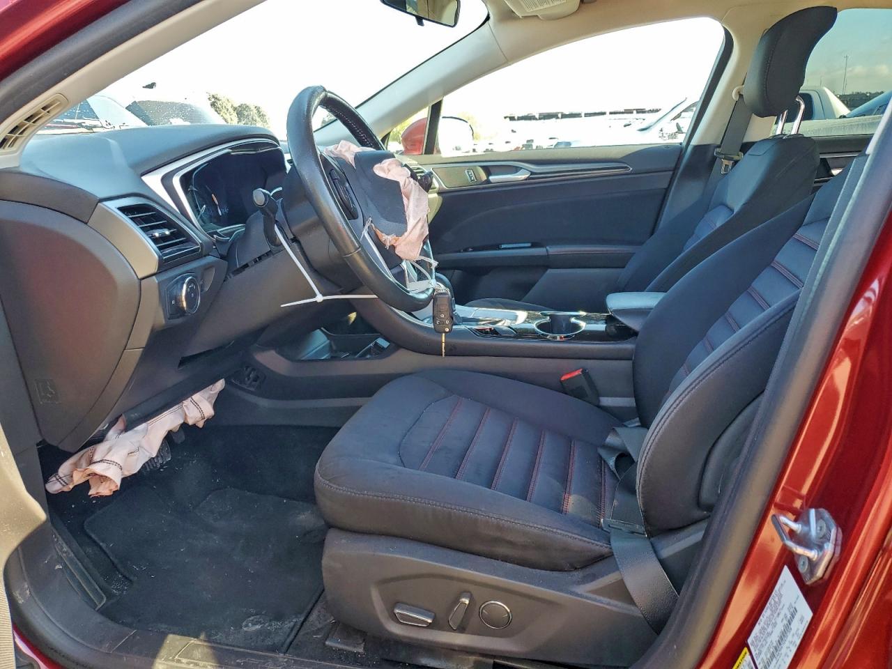 2014 Ford Fusion Se VIN: 3FA6P0H75ER397208 Lot: 93879935