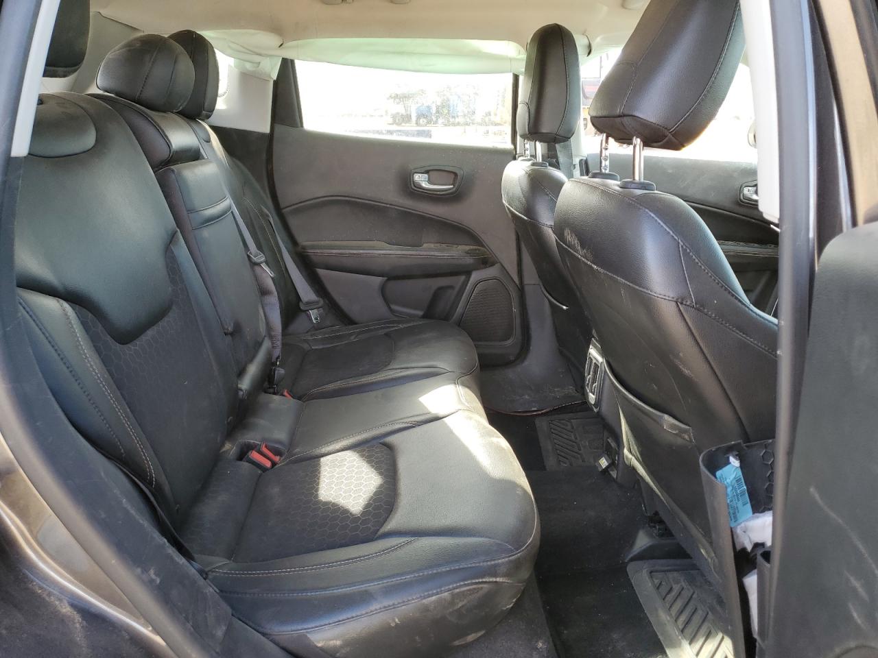 2018 Jeep Compass Latitude VIN: 3C4NJDBB2JT373487 Lot: 91321085