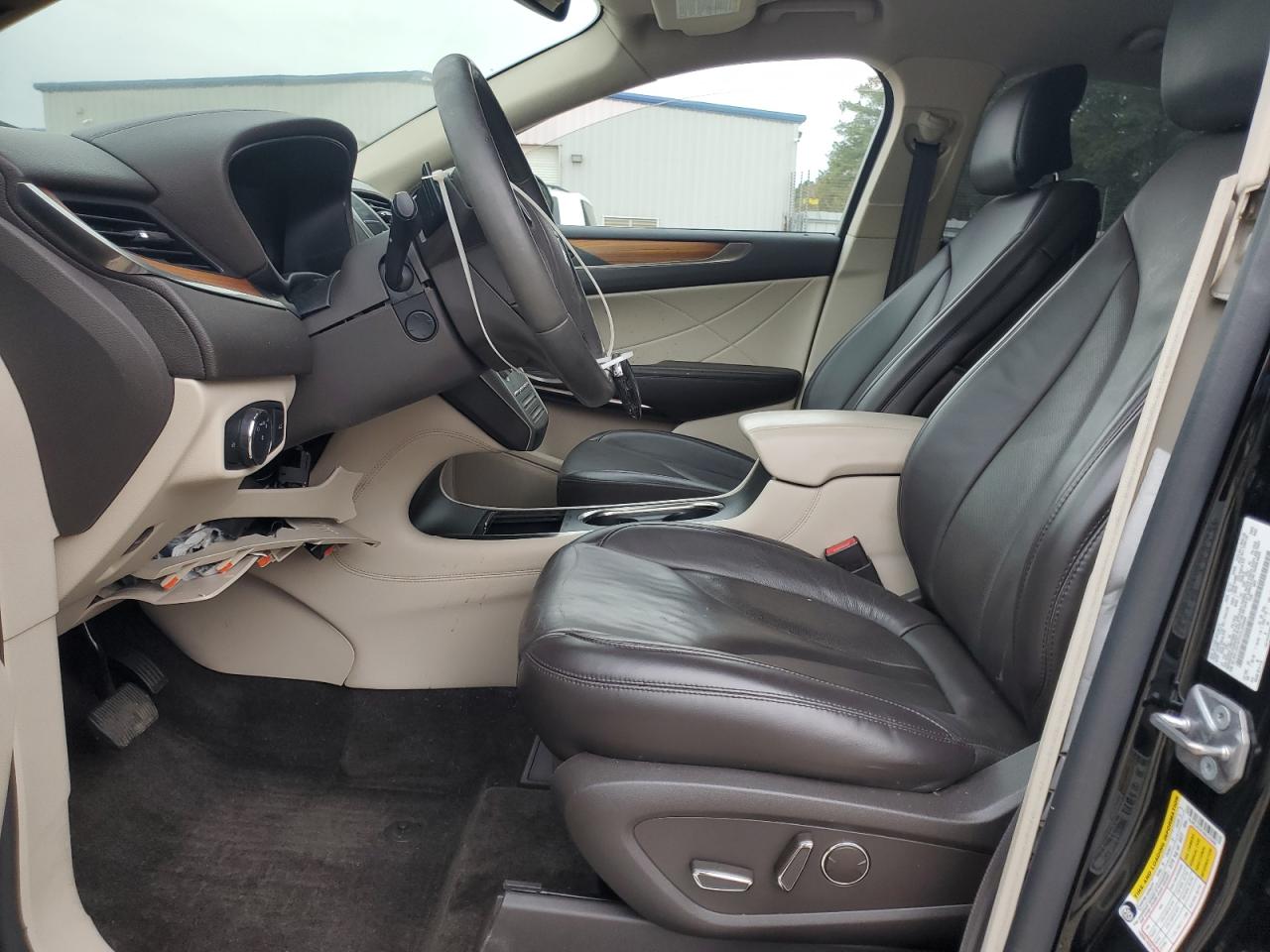 2017 Lincoln Mkc Select VIN: 5LMCJ2C97HUL55888 Lot: 91701395