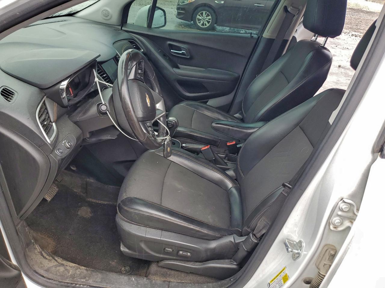 2022 Chevrolet Trax 1Lt VIN: KL7CJLSM5NB560729 Lot: 93874535