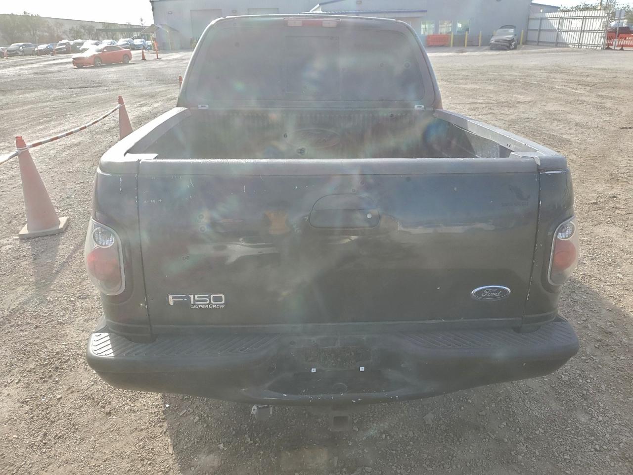 2001 Ford F150 Supercrew VIN: 1FTRW07L31KE05880 Lot: 94924045