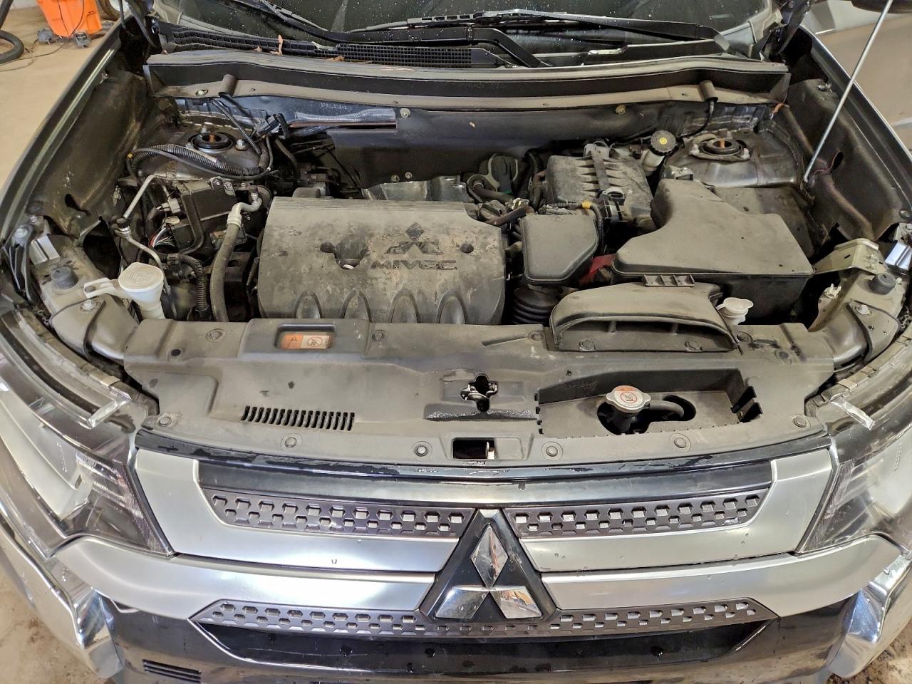 2020 Mitsubishi Outlander Es VIN: JA4AD2A33LZ039317 Lot: 93815655