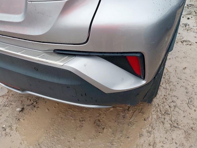 2017 TOYOTA C-HR 1.8 HYBRID DYNAMIC 5DR CVT