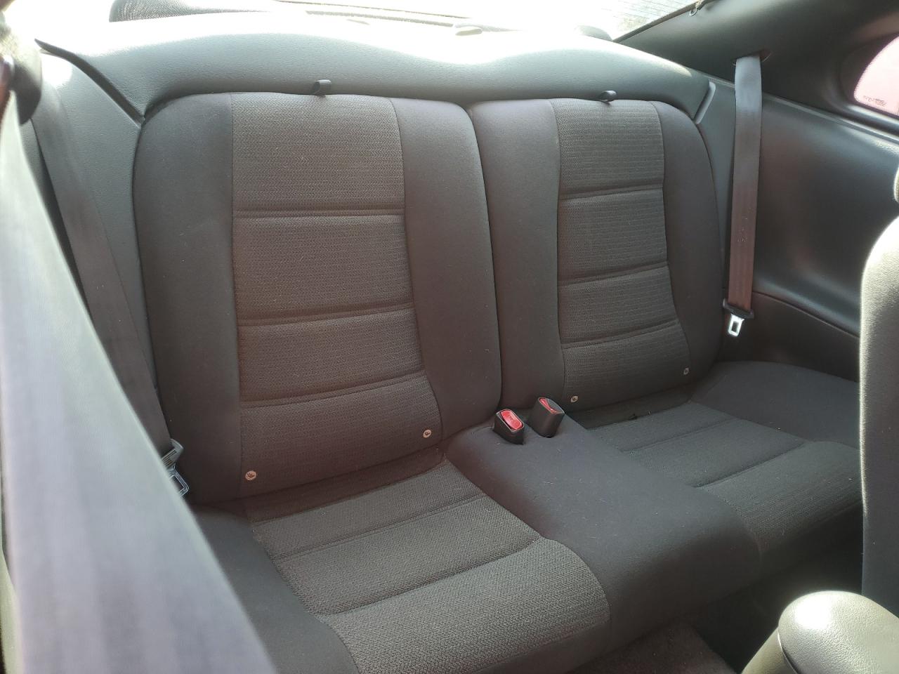 2003 Ford Mustang VIN: 1FAFP404X3F319896 Lot: 92676085