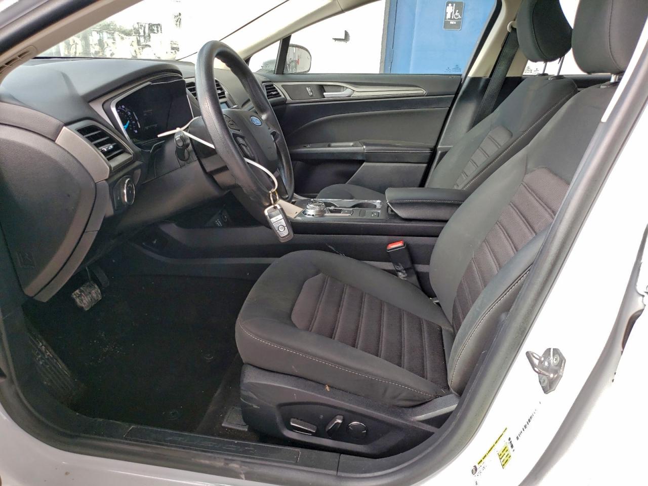 2020 Ford Fusion Se VIN: 3FA6P0H74LR195165 Lot: 93303185