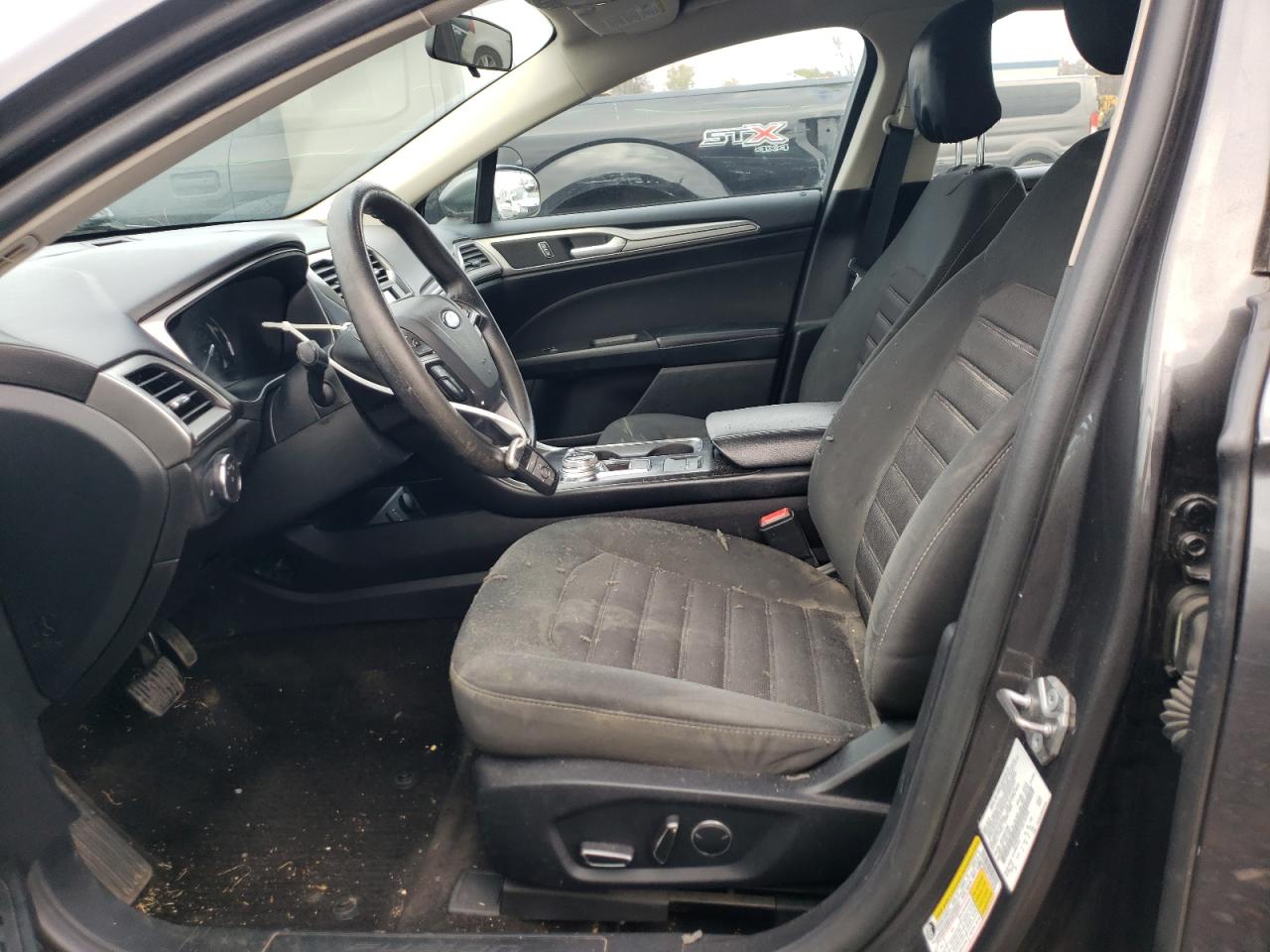 2018 Ford Fusion Se VIN: 3FA6P0H71JR118105 Lot: 93267145