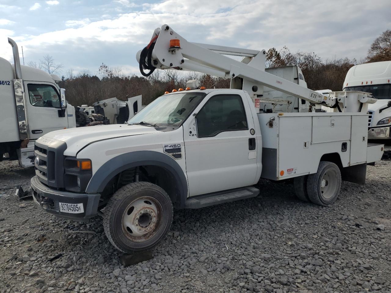 2008 Ford F450 Super Duty Bucket Truck