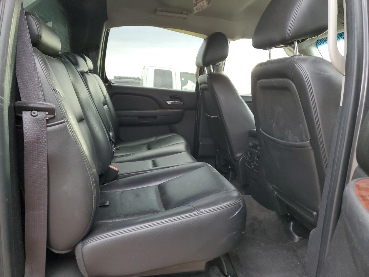 2011 Chevrolet Avalanche Ltz VIN: 3GNTKGE36BG275672 Lot: 91935465