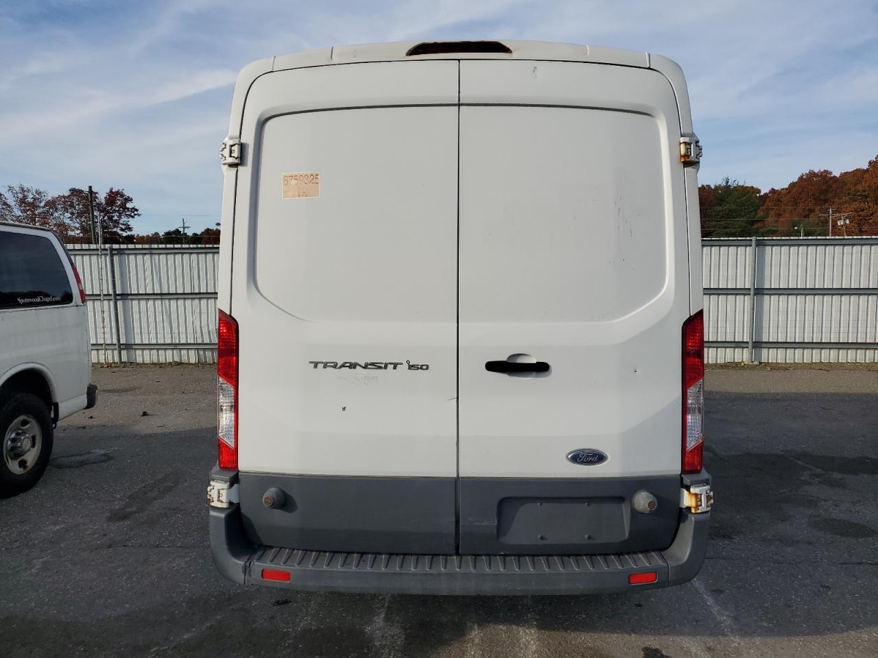 2015 Ford Transit Delivery Van VIN: 1FTNE2CM2FKA08325 Lot: 90752955