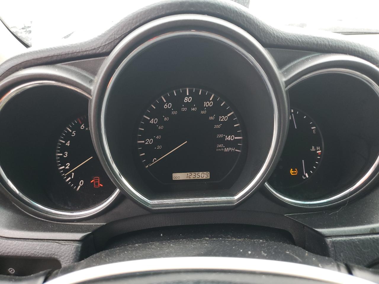 2004 Lexus Rx 330 VIN: JTJGA31U740025172 Lot: 92644355