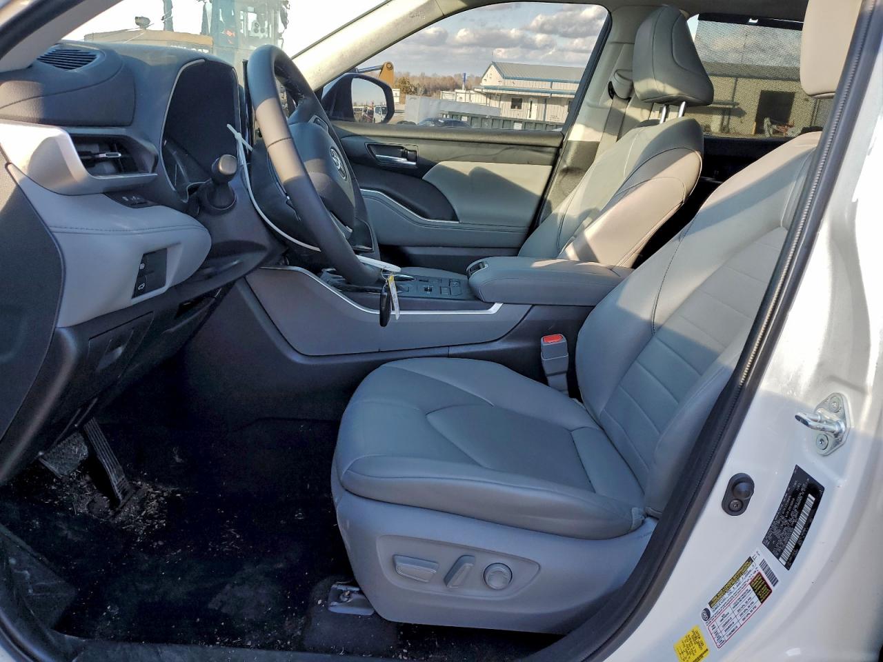 2022 Toyota Highlander Xle VIN: 5TDGZRBH0NS241606 Lot: 94458015