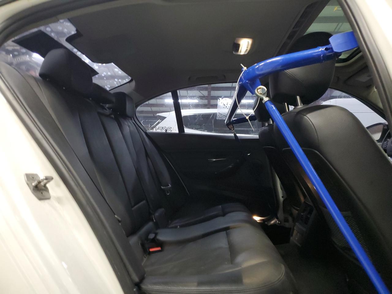 2015 BMW 328 Xi VIN: WBA3B3C52FF548827 Lot: 93813255