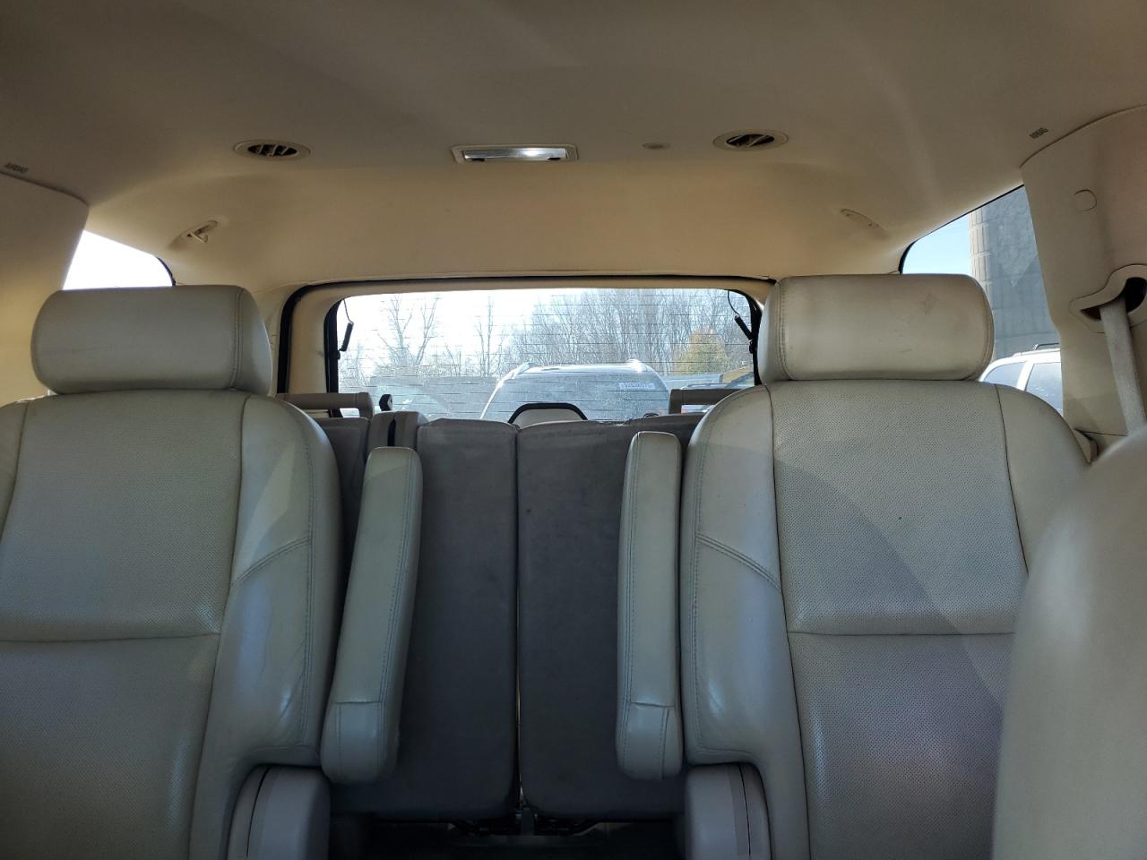 2007 Cadillac Escalade Luxury VIN: 1GYFK63857R121891 Lot: 92627785