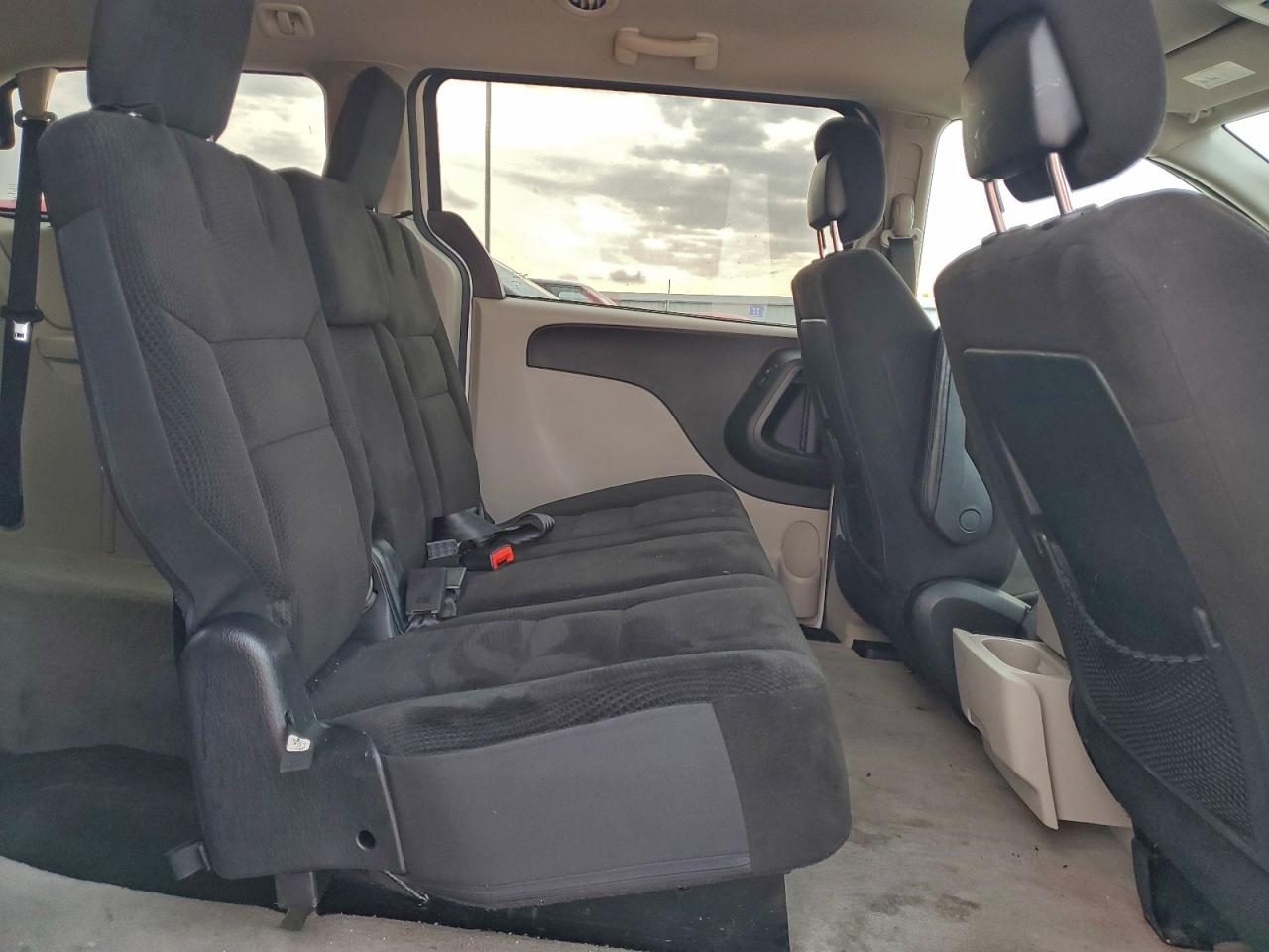 2013 Dodge Grand Caravan Sxt VIN: 2C4RDGCGXDR575179 Lot: 92239135