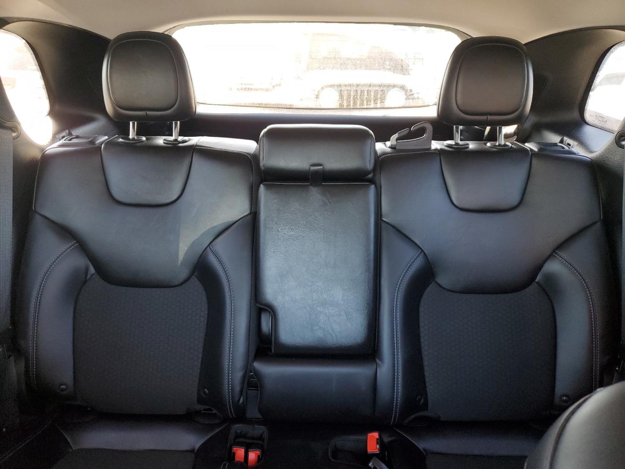 2019 Jeep Cherokee Latitude Plus VIN: 1C4PJMLX5KD441999 Lot: 93638825