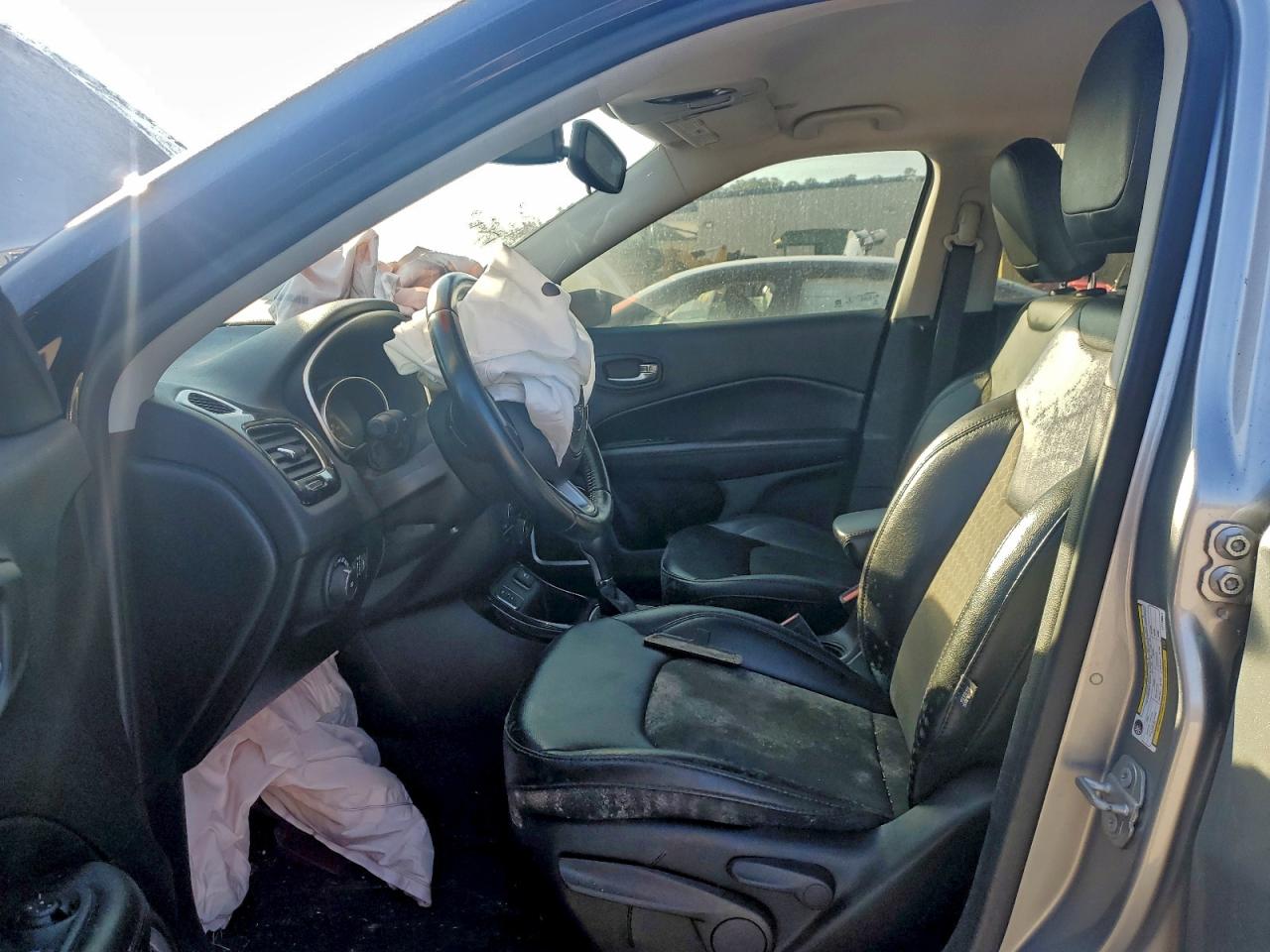 2020 Jeep Compass Latitude VIN: 3C4NJCBB3LT170041 Lot: 90610845