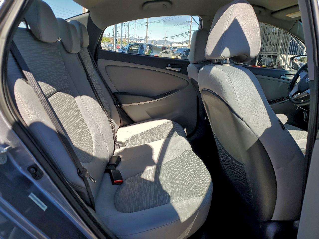 2015 Hyundai Accent Gls VIN: KMHCT4AE2FU796205 Lot: 94509505