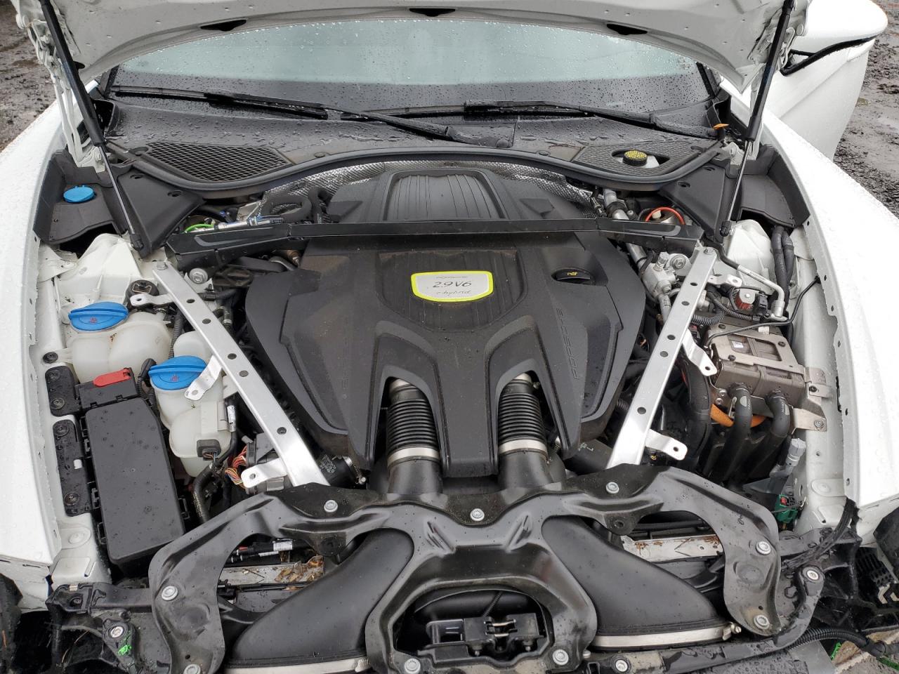 2018 Porsche Panamera 4 Hybrid Executive VIN: WP0BE2A74JL161405 Lot: 91388205