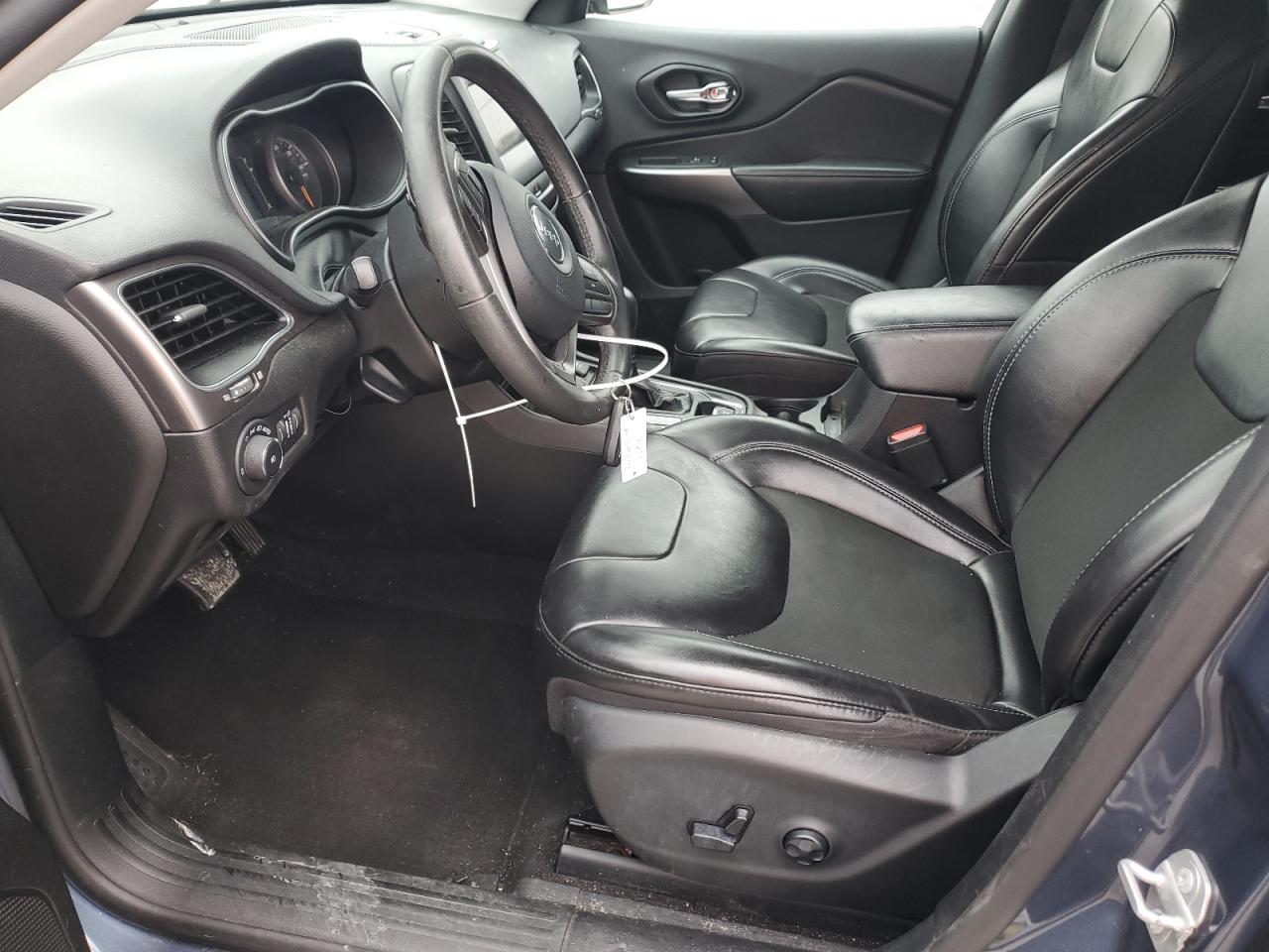 2020 Jeep Cherokee Latitude Plus VIN: 1C4PJMLB0LD650833 Lot: 92171945