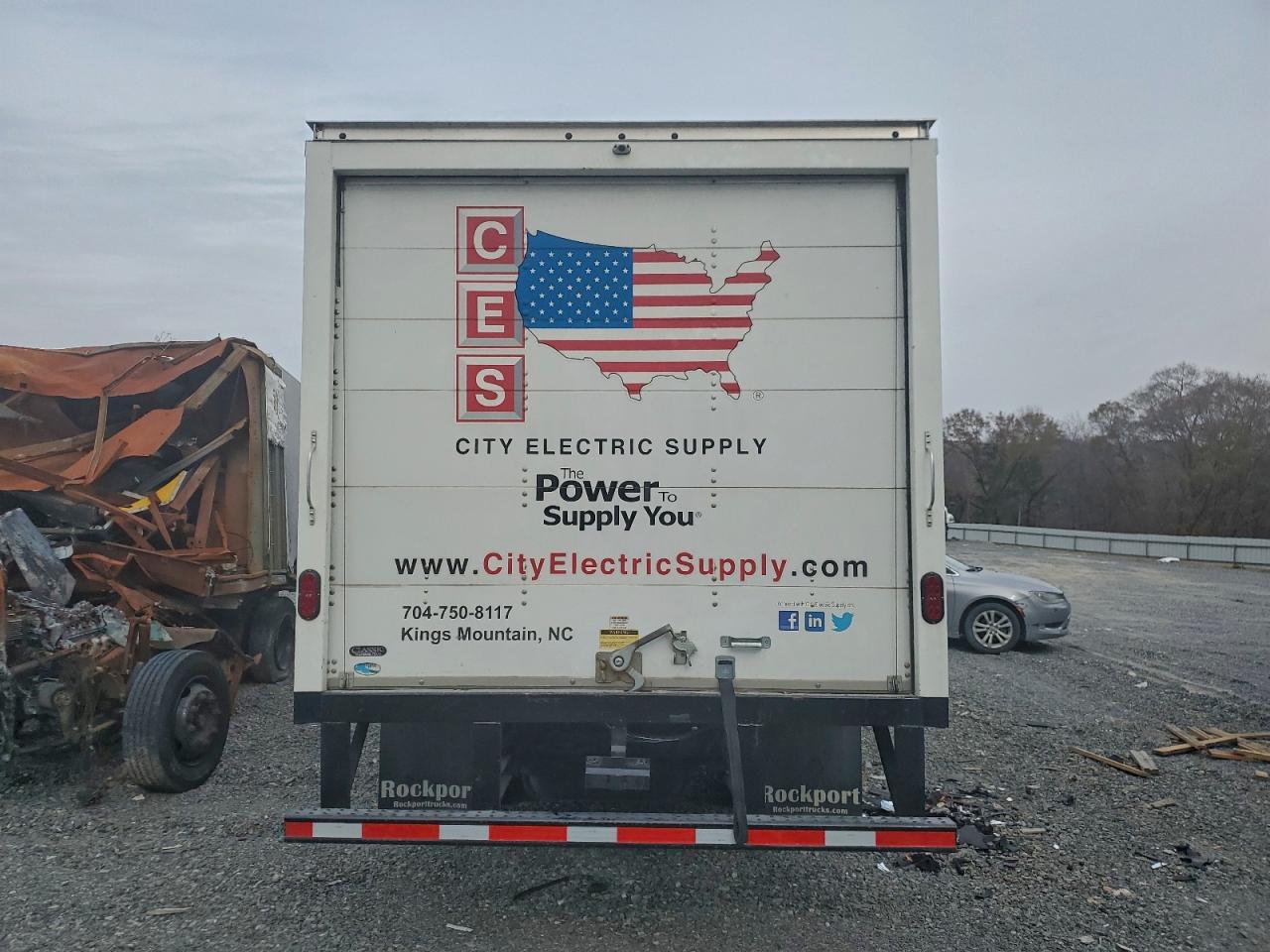 2019 Ford Econoline E450 Super Duty Cutaway Van VIN: 1FDXE4FS7KDC30013 Lot: 94131075