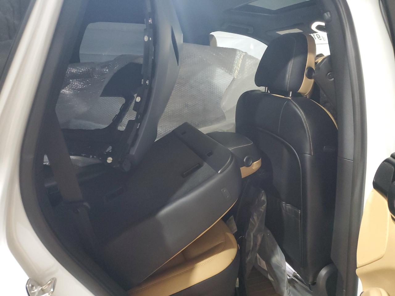 2016 Porsche Cayenne VIN: WP1AA2A2XGKA08052 Lot: 91879145