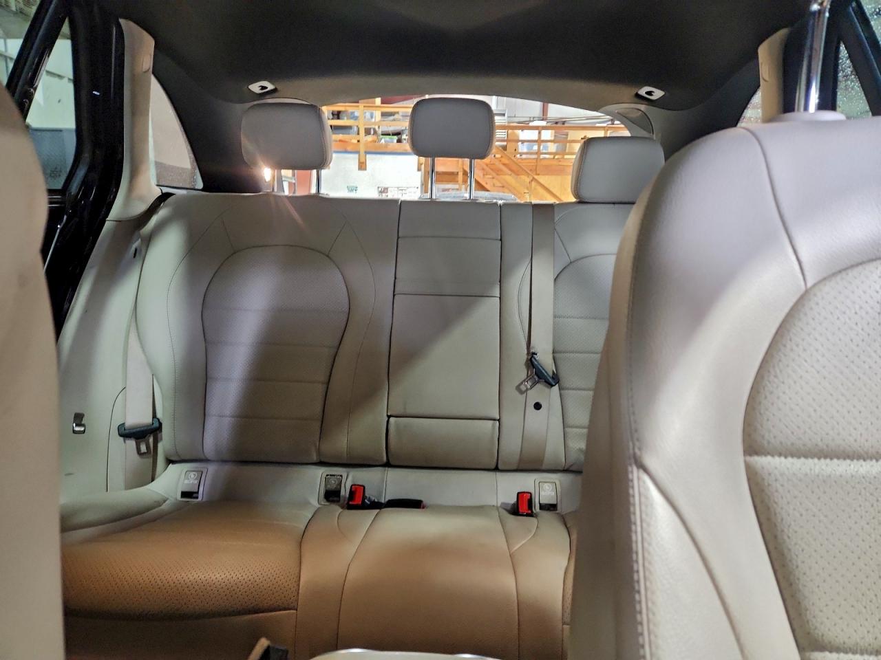 2017 Mercedes-Benz Glc 300 VIN: WDC0G4JB9HV012272 Lot: 92975295