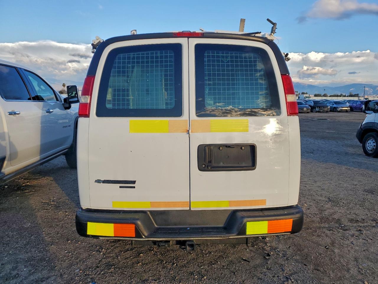 2015 Chevrolet Express Delivery Van VIN: 1GCWGFCF7F1221882 Lot: 92183575