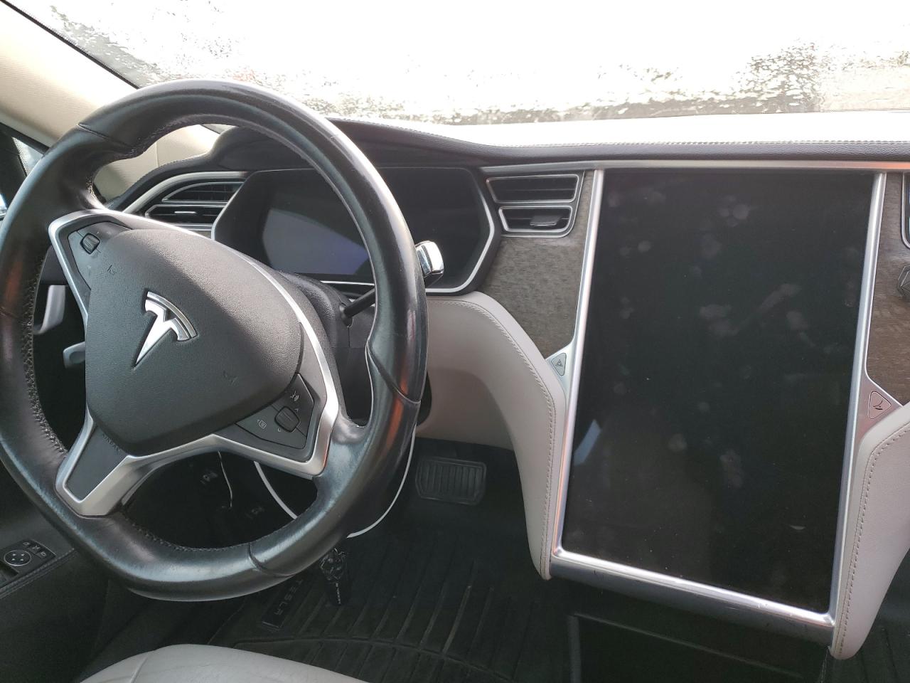 2014 Tesla Model S VIN: 5YJSA1H19EFP38719 Lot: 93710885