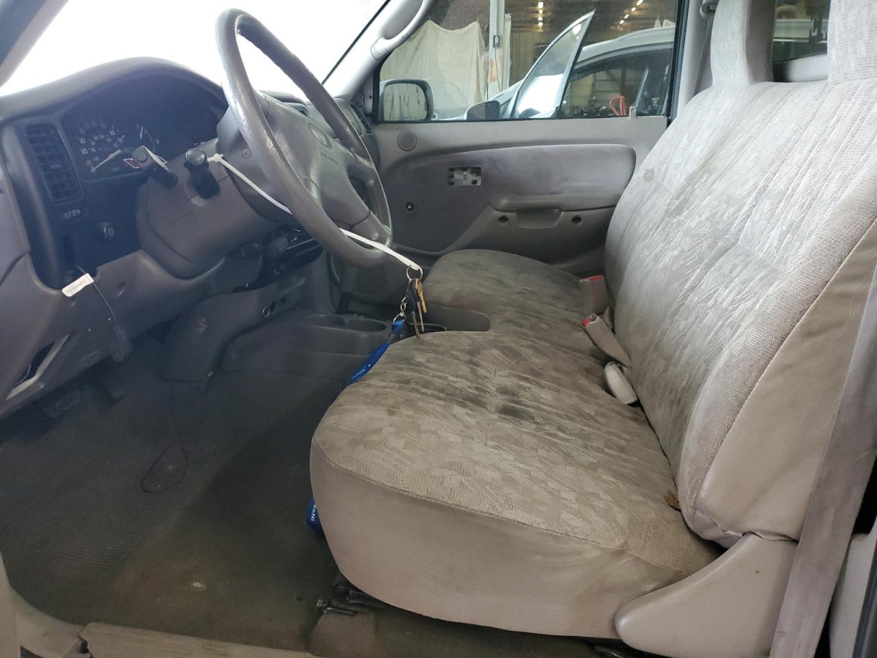 2002 Toyota Tacoma VIN: 5TENL42N92Z129127 Lot: 93477535