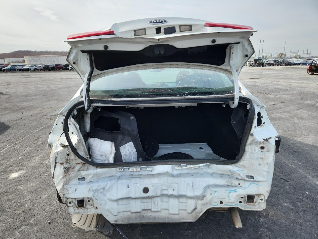 2017 Kia Forte Lx VIN: 3KPFK4A79HE082708 Lot: 92789255