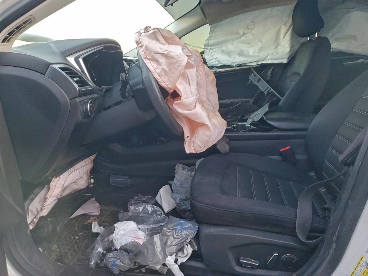 2015 Ford Fusion Se VIN: 3FA6P0H71FR194057 Lot: 94442895