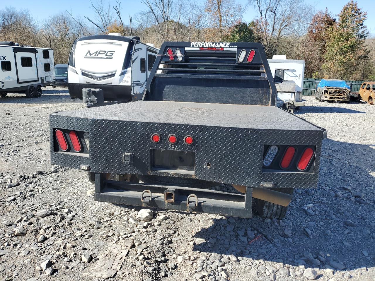 2018 Ram 3500 Flatbed Truck VIN: 3C63R3GL4JG353110 Lot: 92814585