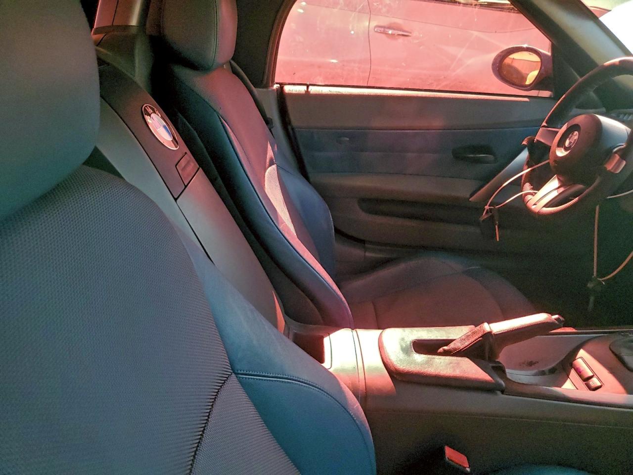 2003 BMW Z4 2.5 VIN: 4USBT33463LS47939 Lot: 92715315