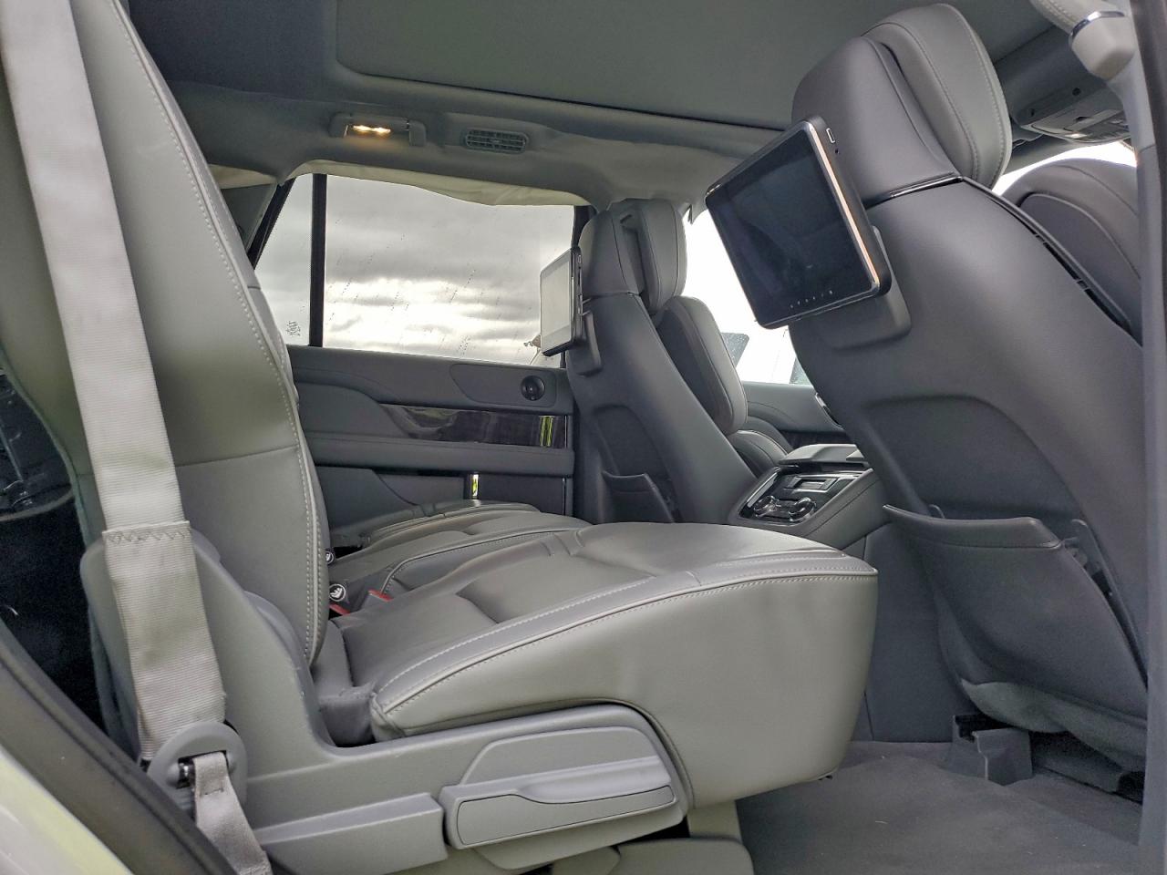 2019 Lincoln Navigator Reserve VIN: 5LMJJ2LT6KEL01678 Lot: 93228325