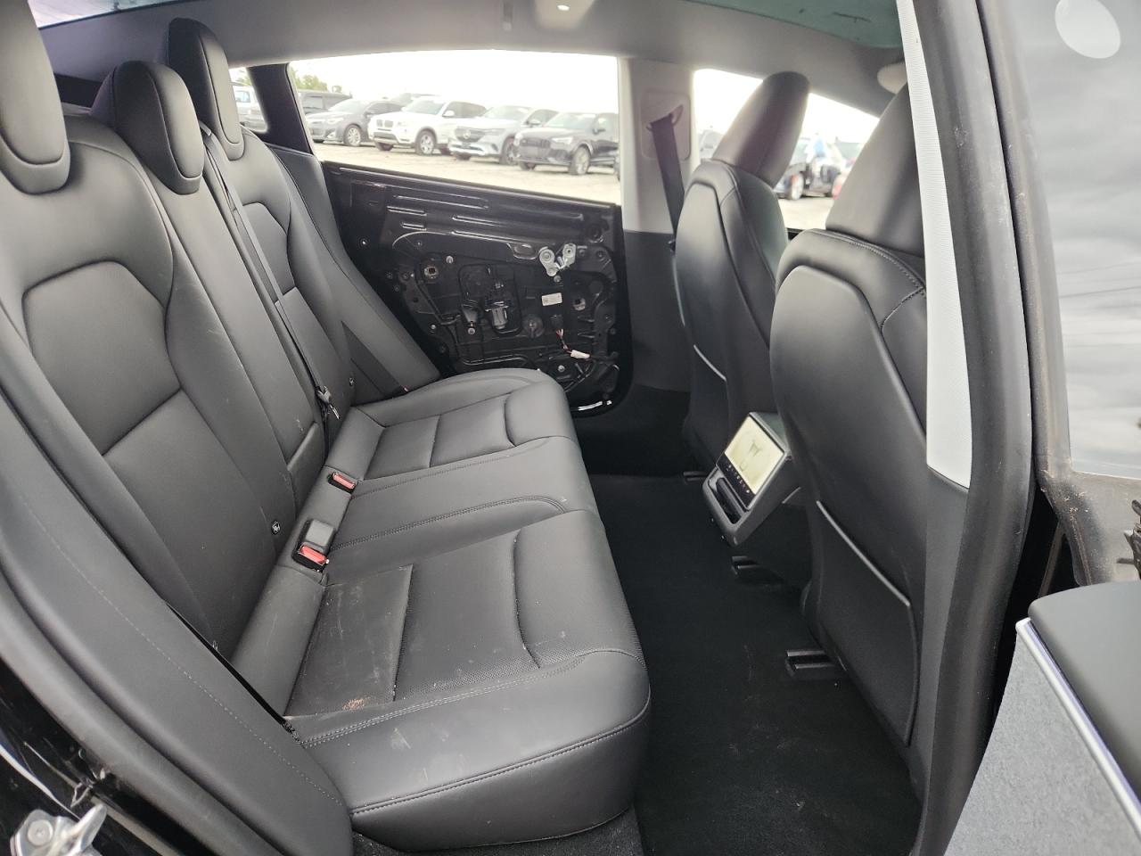 2024 Tesla Model 3 VIN: 5YJ3E1EA7RF738527 Lot: 92720265