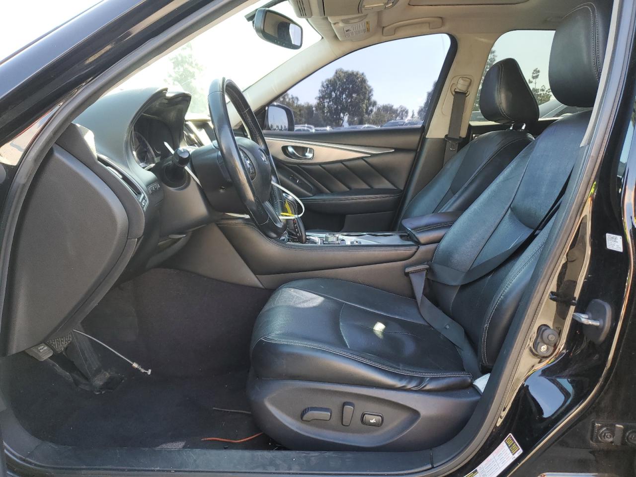 2015 Infiniti Q50 Base VIN: JN1BV7AP8FM330150 Lot: 92805435