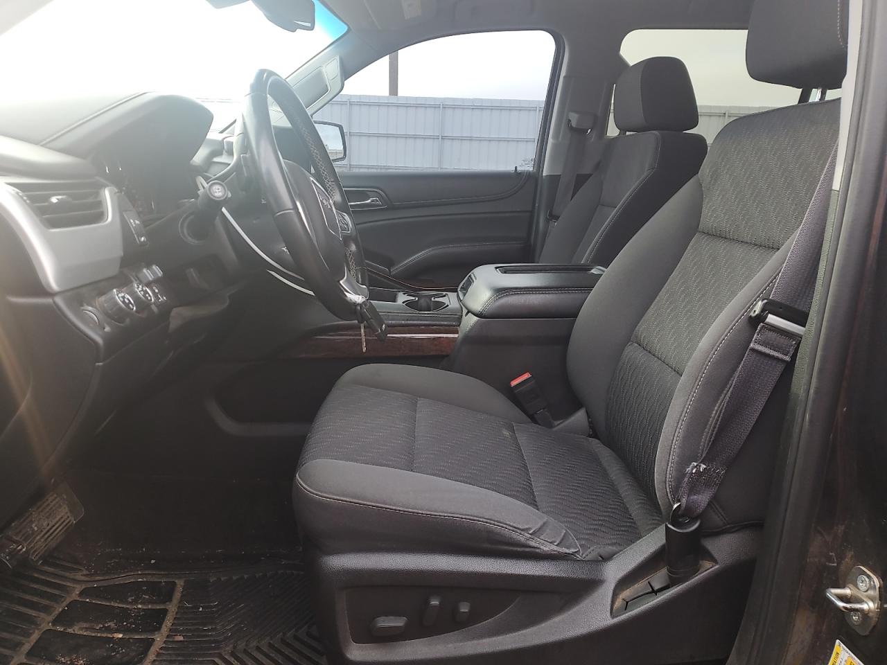 2016 GMC Yukon Xl K1500 Sle VIN: 1GKS2FKC5GR111652 Lot: 93256165