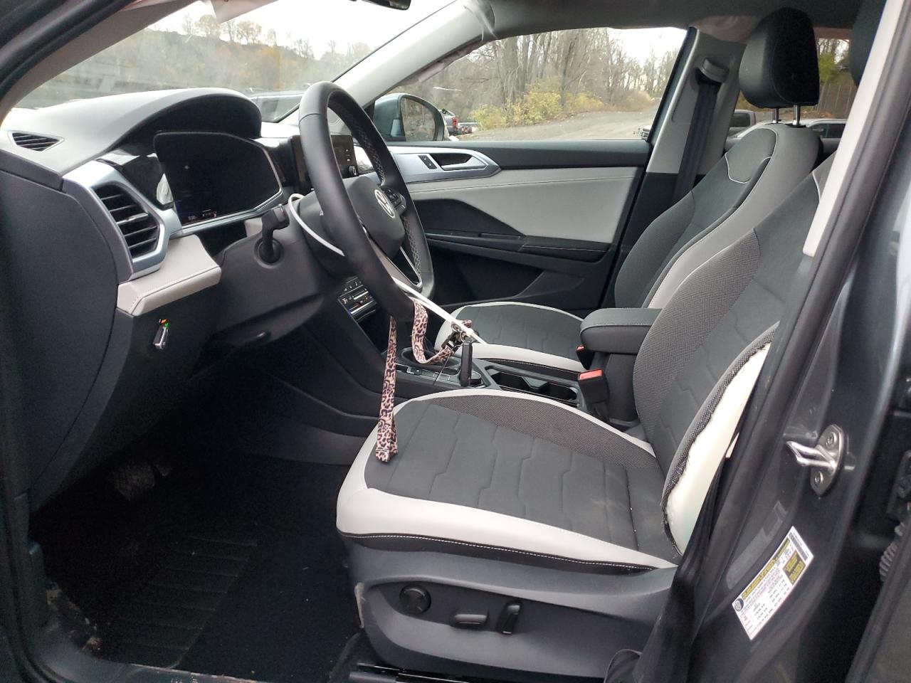 2025 Volkswagen Taos Se VIN: 3VVUC7B22SM026164 Lot: 92233965