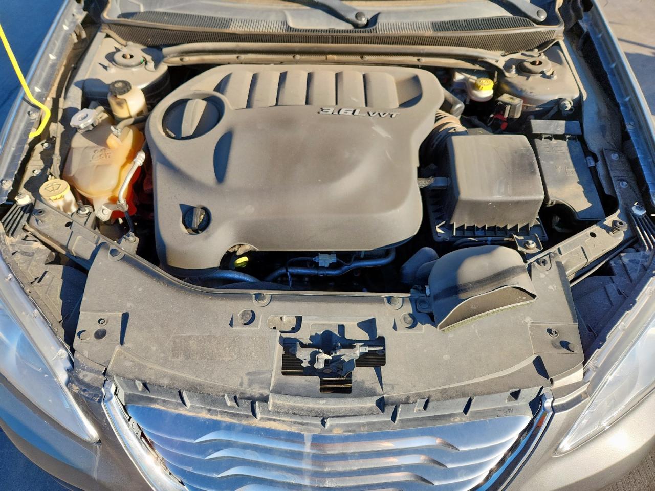 2012 Chrysler 200 Limited VIN: 1C3CCBCG8CN114767 Lot: 92459895