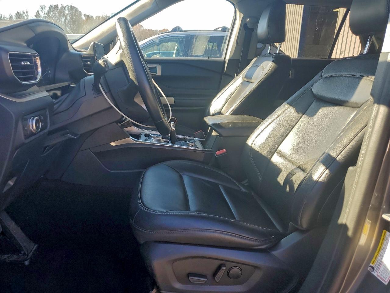 2021 Ford Explorer Xlt VIN: 1FMSK8DH7MGA10910 Lot: 92570905