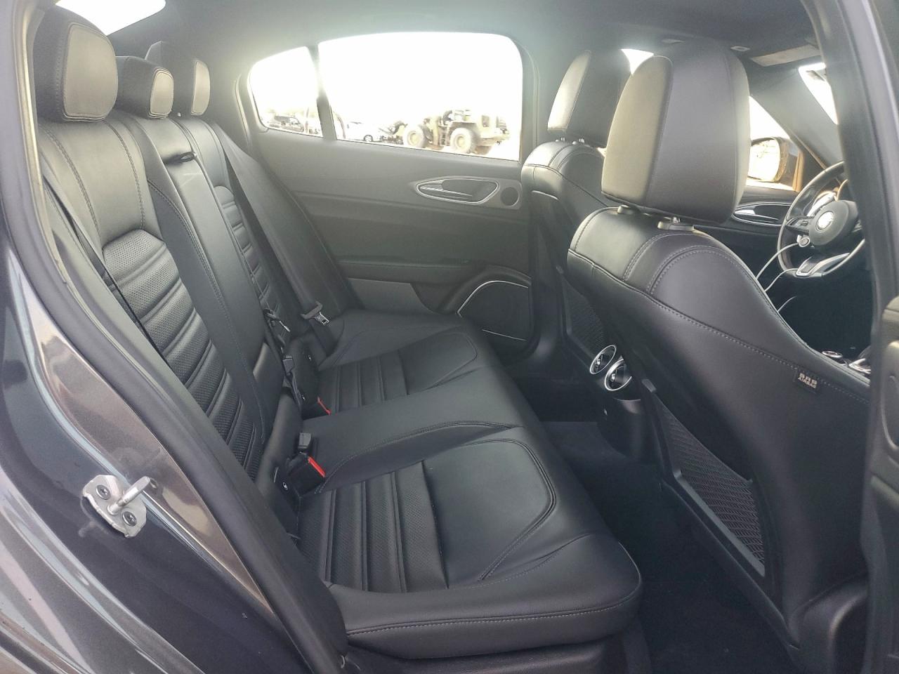 2021 Alfa Romeo Giulia Ti VIN: ZARFANBN5M7648546 Lot: 93863925