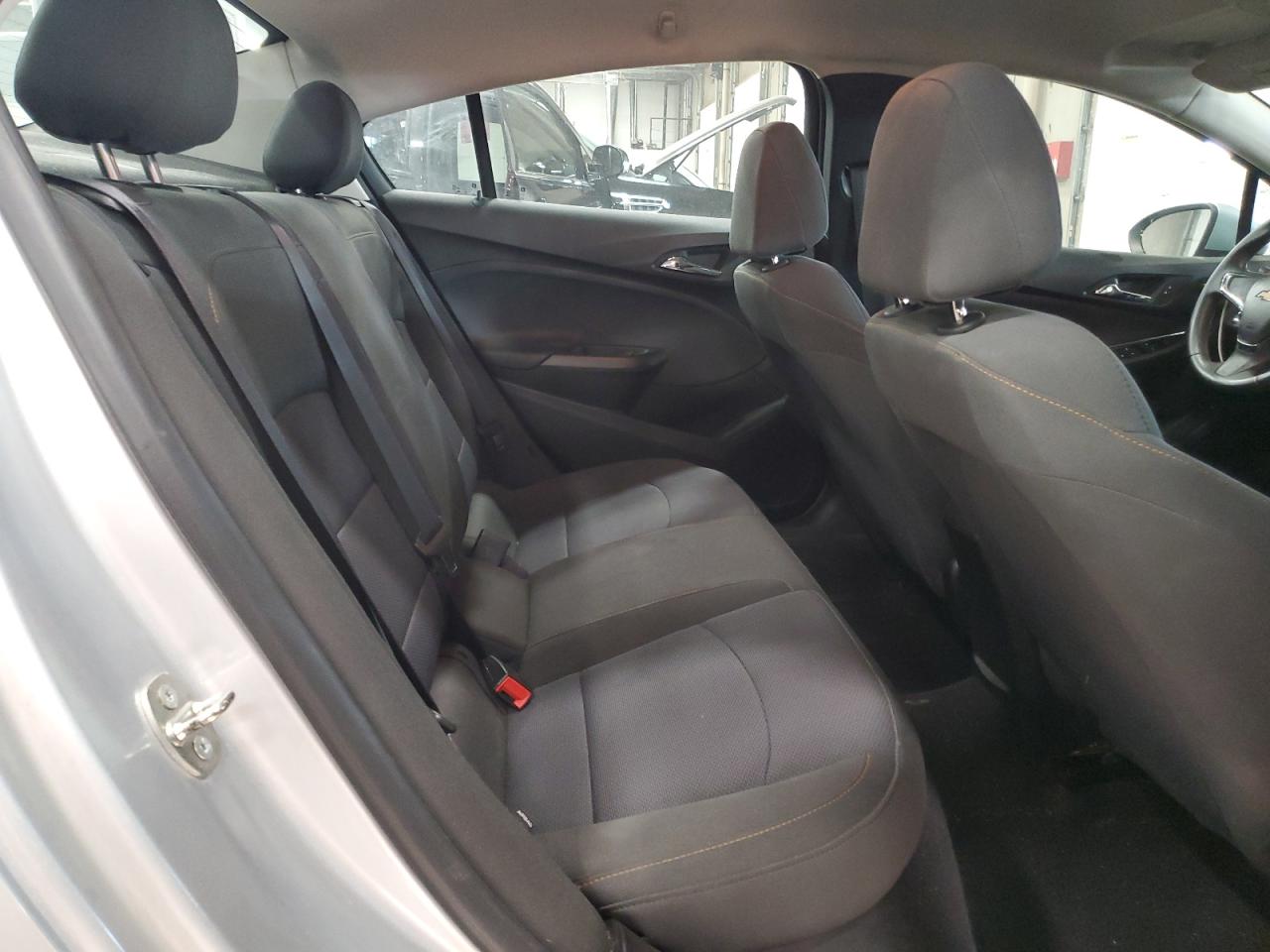 2018 Chevrolet Cruze Ls VIN: 1G1BC5SM2J7149511 Lot: 92634985