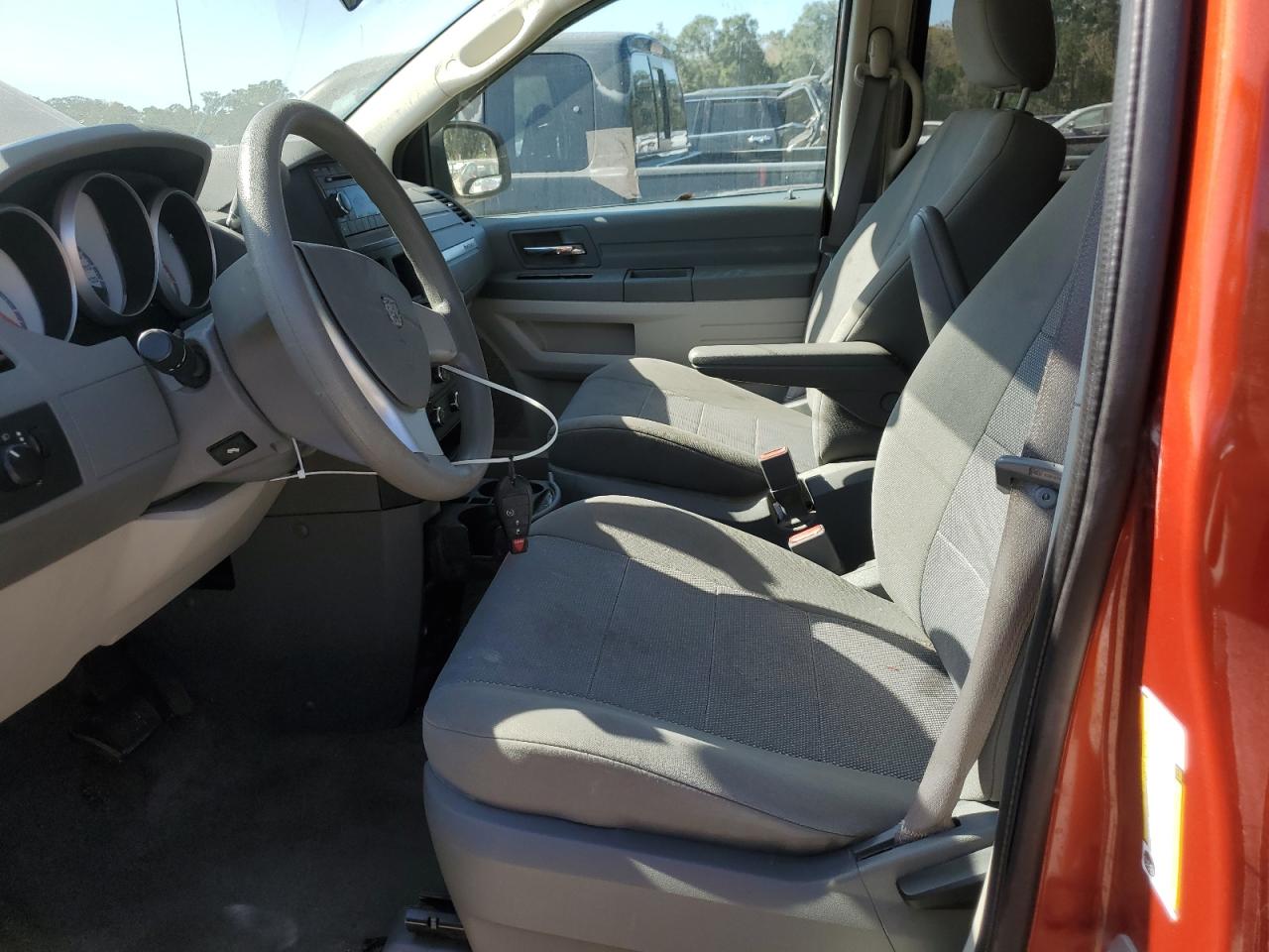 2008 Dodge Grand Caravan Se VIN: 2D8HN44H88R817814 Lot: 93615325