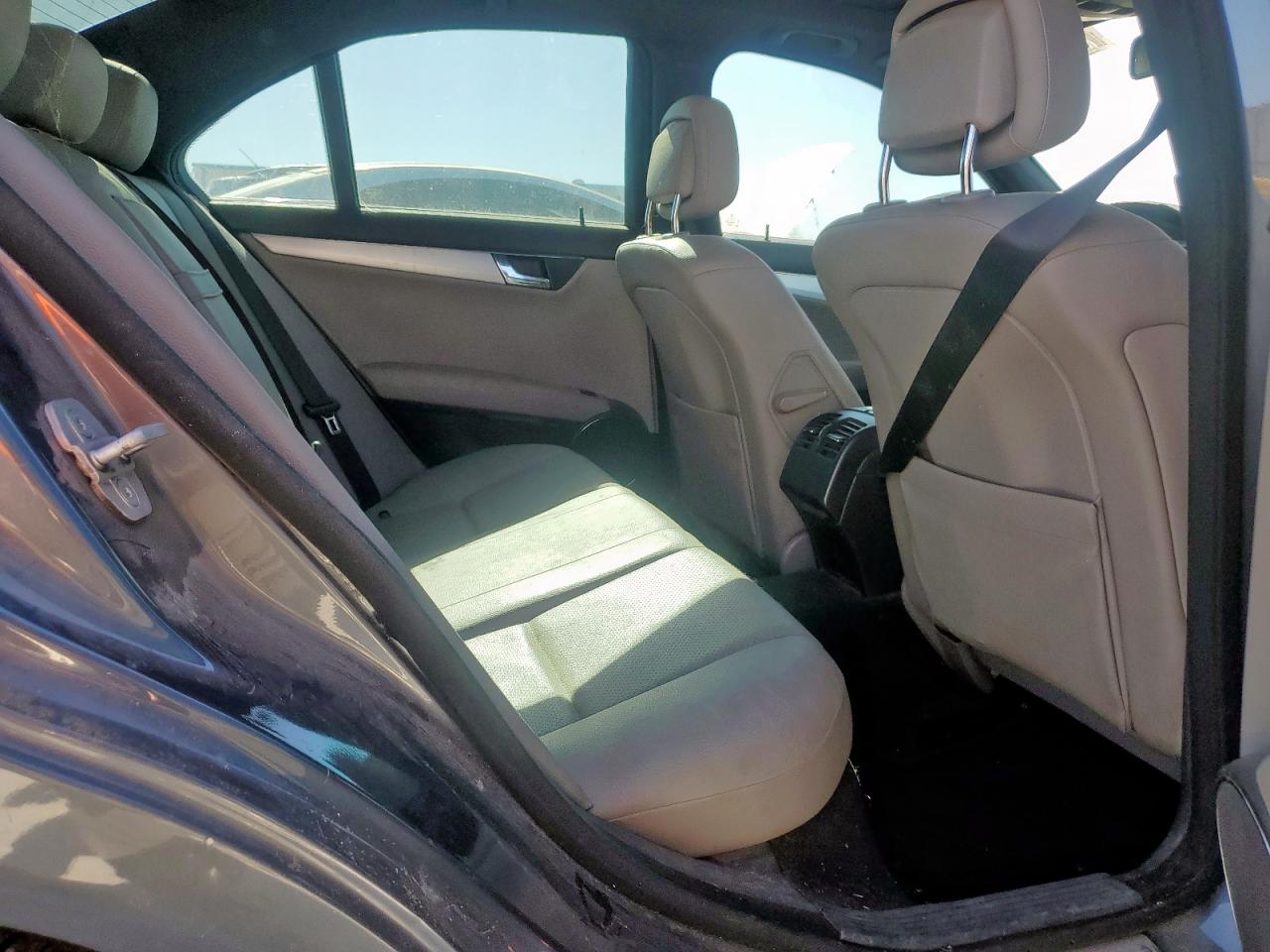 2008 Mercedes-Benz C 300 VIN: WDDGF54XX8R014714 Lot: 90745525