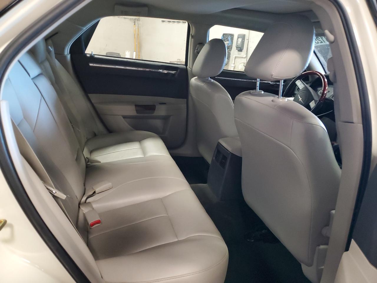 2006 Chrysler 300 Touring VIN: 2C3KA53G86H490935 Lot: 92988125