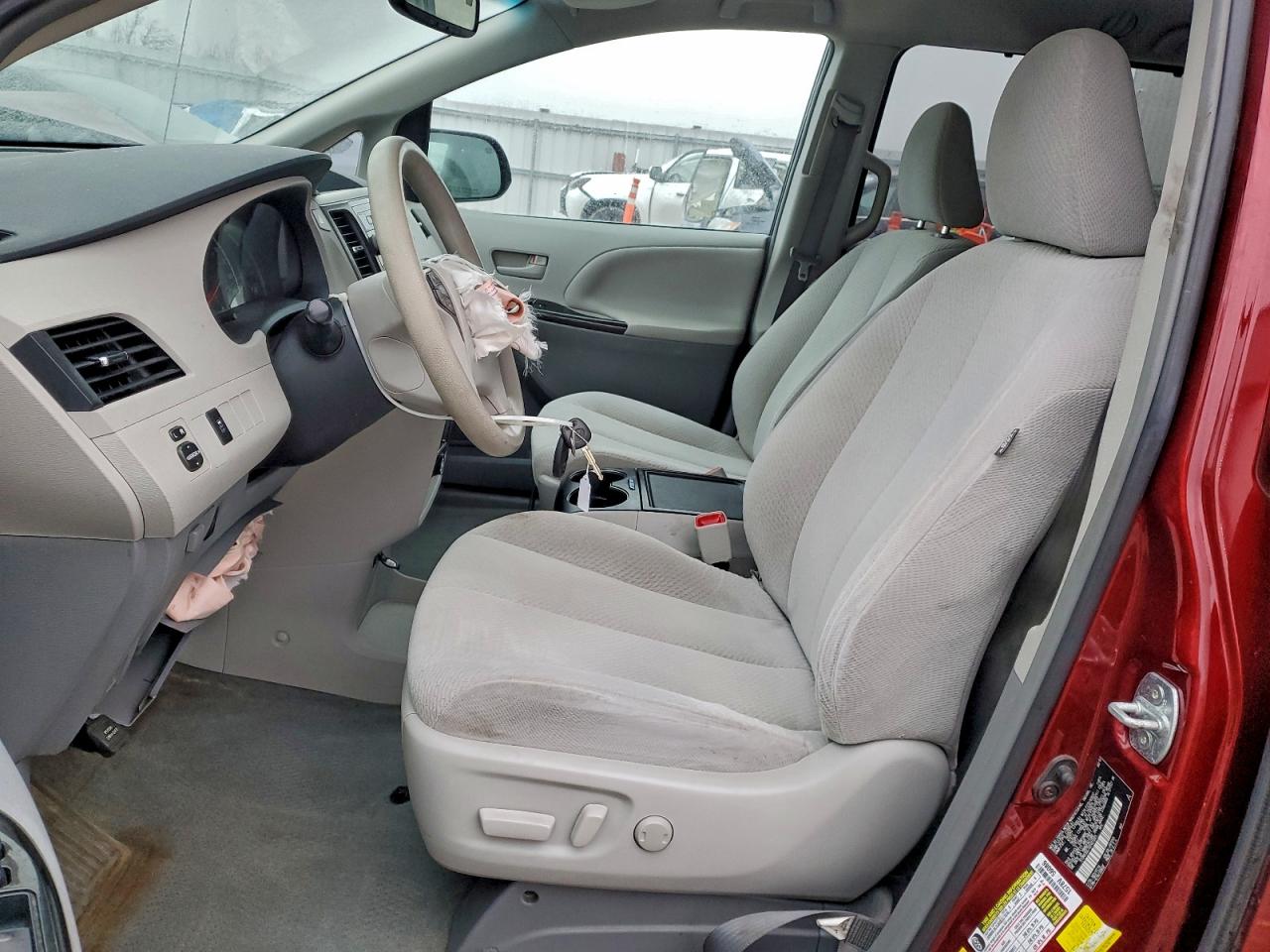 2013 Toyota Sienna Le VIN: 5TDKK3DC7DS401301 Lot: 94096955